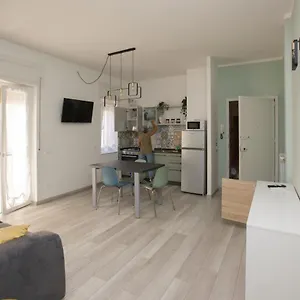 casa-di-dani.hotelitalianriviera.com/