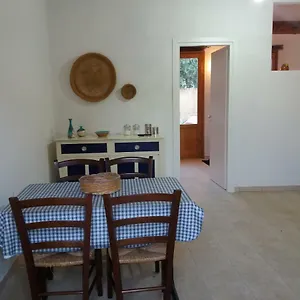 Casa Petronilla Riola Sardo